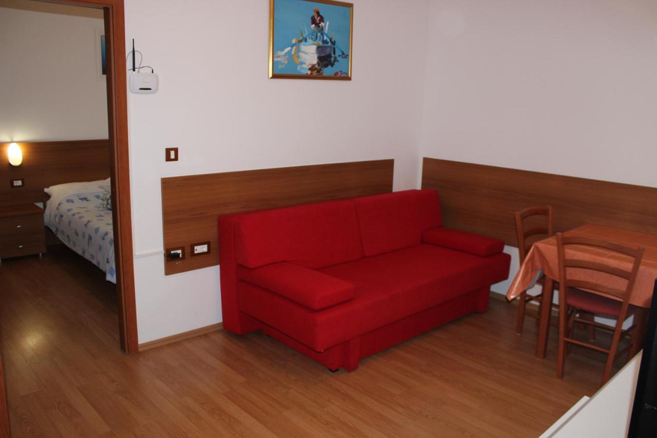 Apartments And Rooms Liburnija Опатія Екстер'єр фото