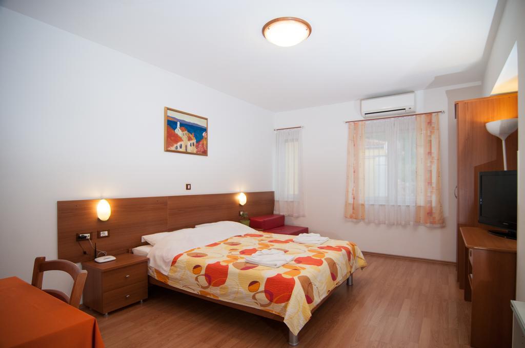 Apartments And Rooms Liburnija Опатія Екстер'єр фото
