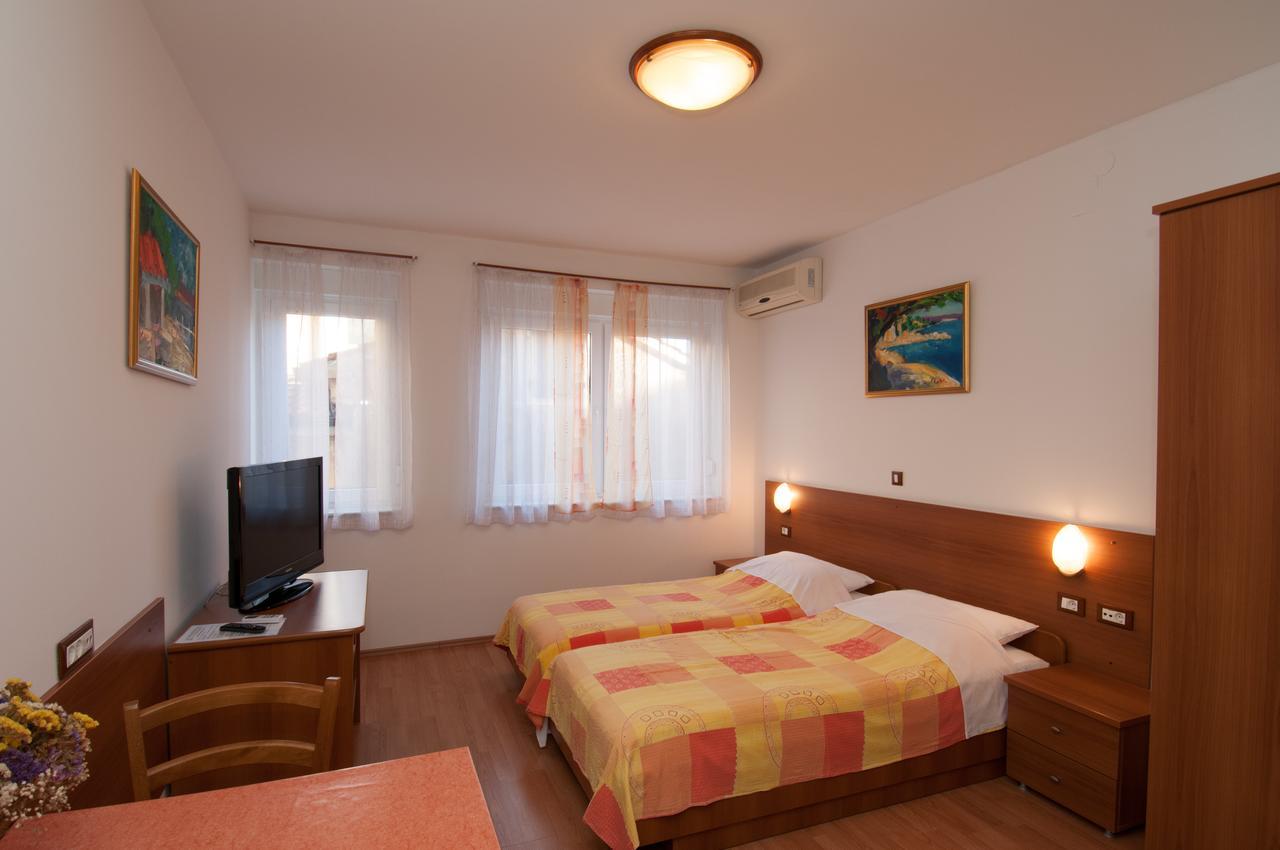 Apartments And Rooms Liburnija Опатія Екстер'єр фото